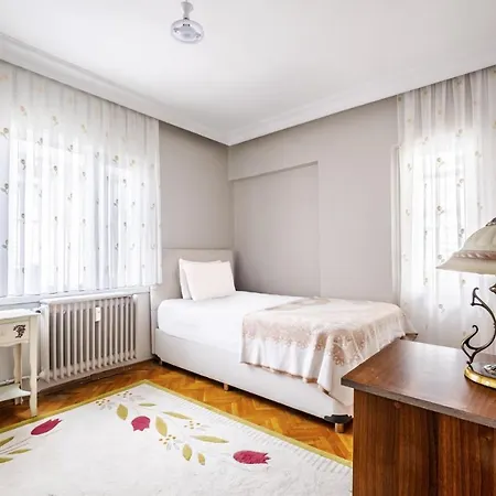 Flat With Balcony Near Idealtepe Marmaray Station Istanbul